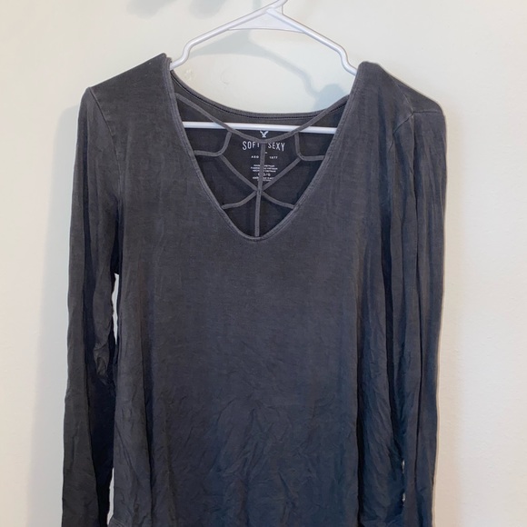 American Eagle Outfitters Tops - American Eagle Soft and Sexy Long Sleeve Tee